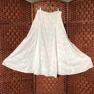 J.Jill White Embroidered Skirt Size 8